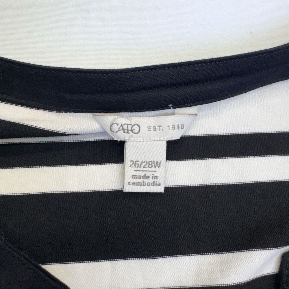 Cato Women's Plus Size 26/28W Striped Henley Top - Black & White Puff Sleeve - Picture 6 of 8